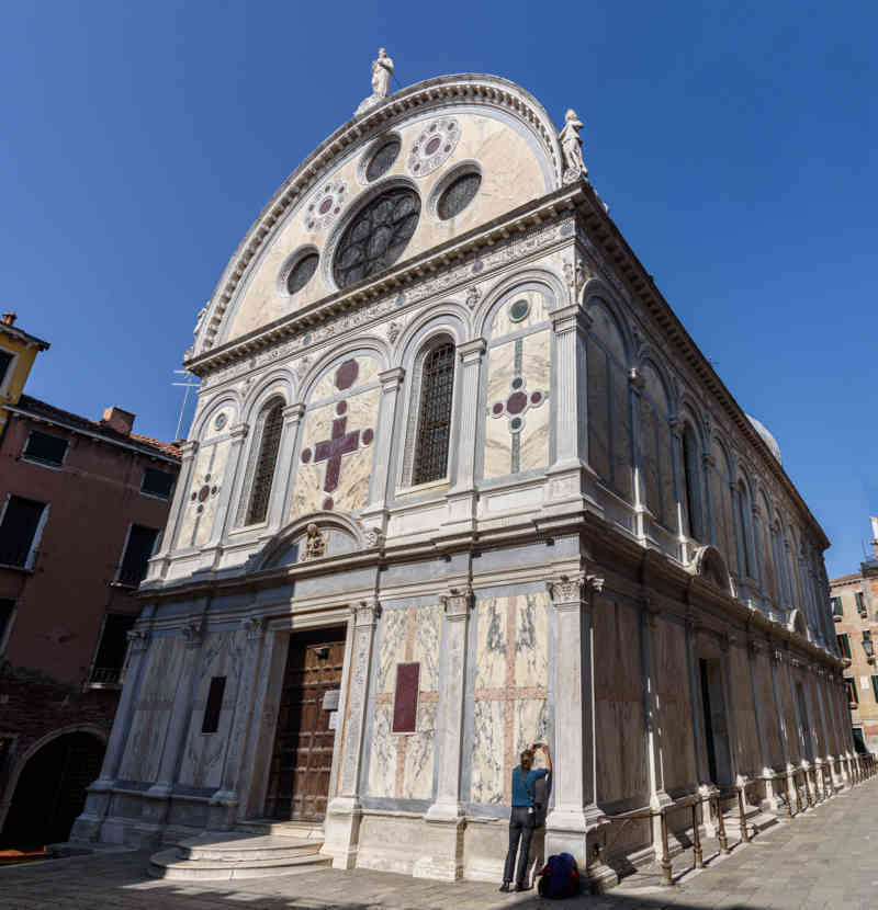 Italia - Venecia 163 - iglesia de Santa María de los Milagros.jpg